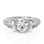 Load image into Gallery viewer, Blooming Three Solitaire Diamond Wedding Ring
