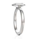 Load image into Gallery viewer, Alluring Emerald Cut Diamond With Bezel Setting (1.00 CT.)