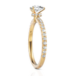 Load image into Gallery viewer, Classic Pear Solitaire Diamond Ring (0.50 CT. Pear)
