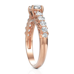 Load image into Gallery viewer, Glistening Classic Round Diamond Ring